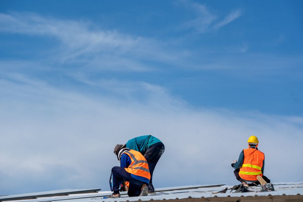 Pourquoi le marché de la toiture au Québec se réorganise autour des soumissions comparées